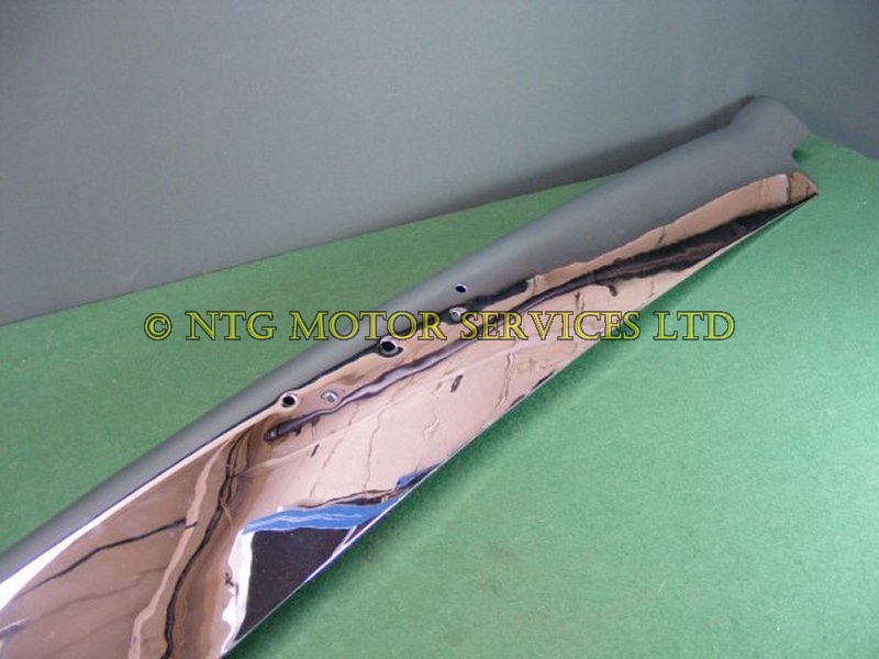 24G2059 Bumper Centre Rear * Exchange