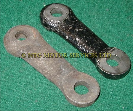 1G9497+1G9498 Shackle Plate Rear Spring (Pair)