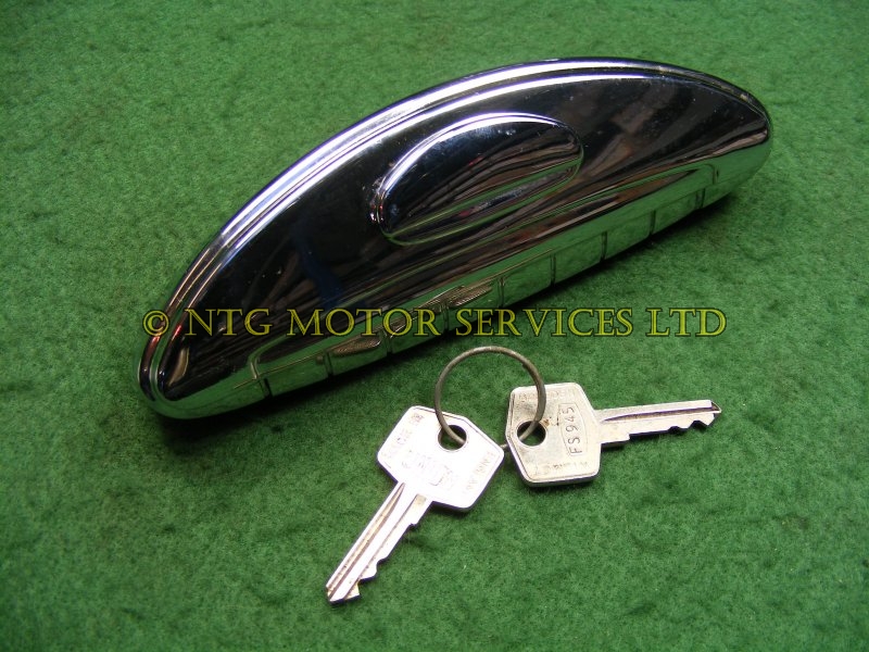 24G1278 Boot Handle + Lock + Key Used
