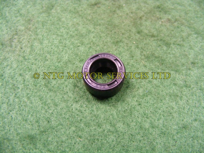 AAU2304A Seal Speedo Pinion