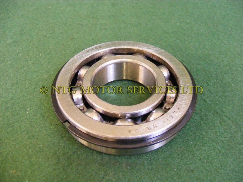 6K885 Bearing First Motion Shaft